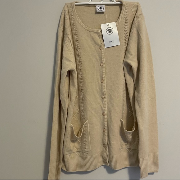 NWT Embellished Knit Cardigan Size Medium - Picture 2 of 12